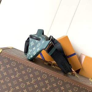 Alternative view of 30 x 15 x 8 cm (Length x Height x Width)